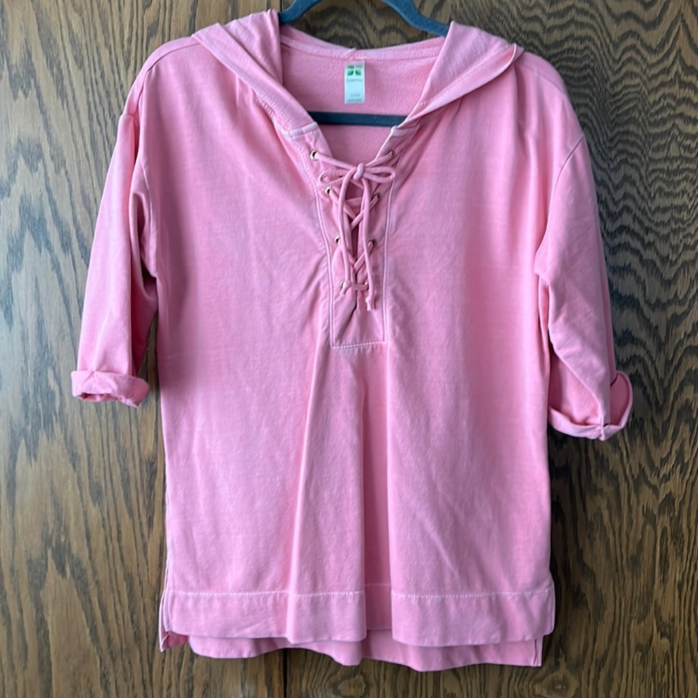 Hooded 3/4 sleeve top
